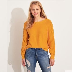 Hollister sweater, M